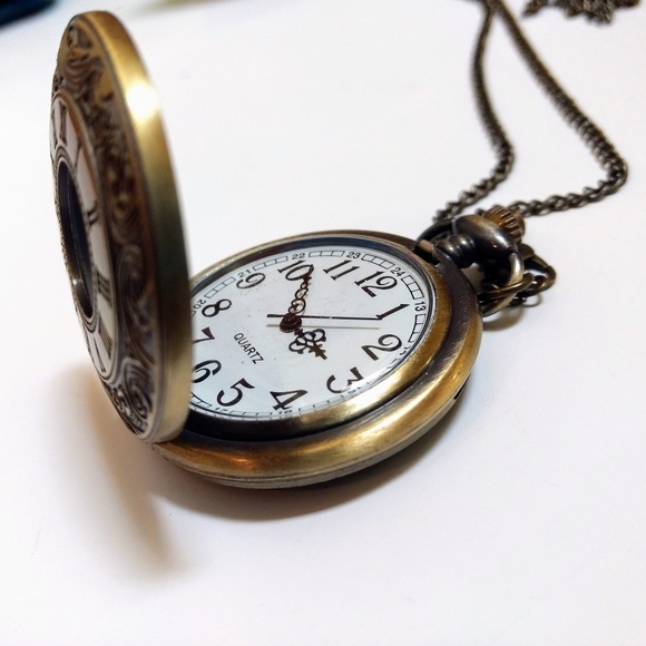 Jewelry - Long Chain Brass Pendant Watch Necklace